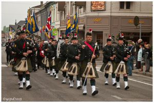 Uniform: Semi Militaire Dresscode